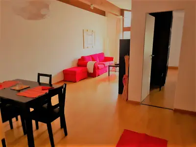 Photo, INSIDE, OUTSIDE