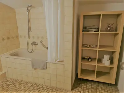 INSIDE, BATHROOM