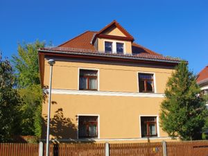 18560005-Ferienwohnung-4-Weimar-300x225-1