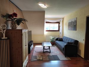 23701540-Ferienwohnung-4-Weiskirchen-300x225-5