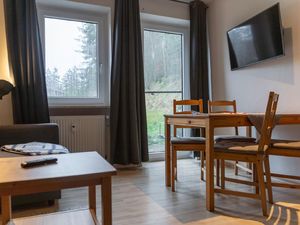 22423389-Ferienwohnung-6-Weißenstadt-300x225-2