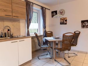 22424627-Ferienwohnung-2-Weißenstadt-300x225-2