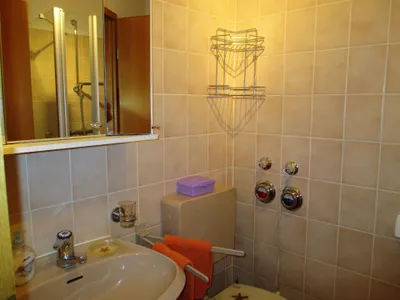 Bad/Dusche