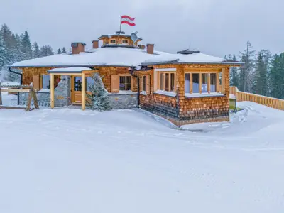 Außenseite Ferienhaus [Winter]