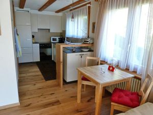 22252827-Ferienwohnung-2-Wengen-300x225-4