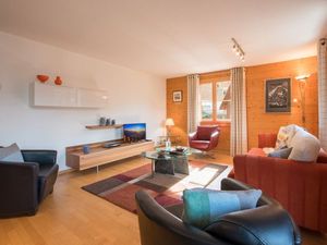 23426712-Ferienwohnung-4-Wengen-300x225-1