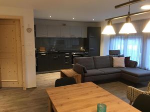 22935139-Ferienwohnung-4-Wengen-300x225-0