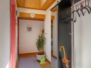 23837450-Ferienwohnung-4-Wengen-300x225-1