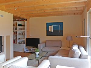 23839178-Ferienwohnung-8-Wengen-300x225-0