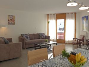 23841852-Ferienwohnung-6-Wengen-300x225-0