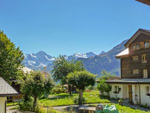 23842948-Ferienwohnung-4-Wengen-300x225-1