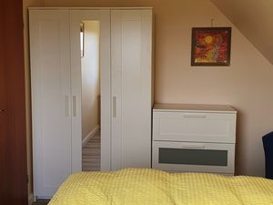 23154225-Ferienwohnung-2-Wenningstedt-300x225-5