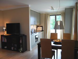 22808759-Ferienwohnung-5-Wenningstedt-300x225-3