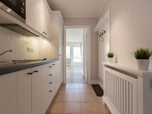 23473326-Ferienwohnung-2-Wenningstedt-300x225-4