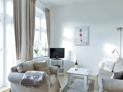 Ferienwohnung für 2 Personen (42 m²) in Wenningstedt 3/10