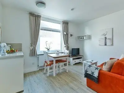 Ferienwohnung für 2 Personen (32 m²) in Wenningstedt 1/10