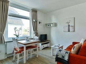 18712633-Ferienwohnung-2-Wenningstedt-300x225-1