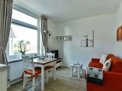 Ferienwohnung für 2 Personen (32 m²) in Wenningstedt 3/10