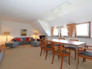 22162193-Ferienwohnung-4-Wenningstedt-300x225-1