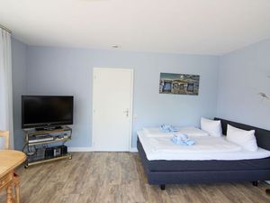 23276541-Ferienwohnung-2-Wenningstedt-300x225-3