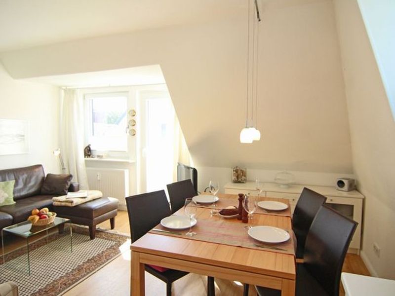 23276580-Ferienwohnung-2-Wenningstedt-800x600-2