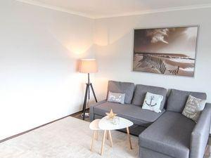 23276622-Ferienwohnung-3-Wenningstedt-300x225-2