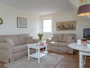 23996632-Ferienwohnung-3-Wenningstedt-300x225-2