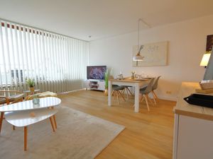 22070021-Ferienwohnung-4-Wenningstedt-300x225-1