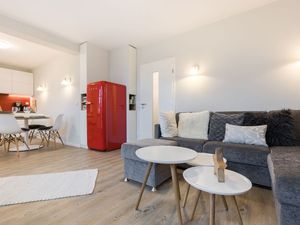 23910224-Ferienwohnung-4-Wenningstedt-300x225-4