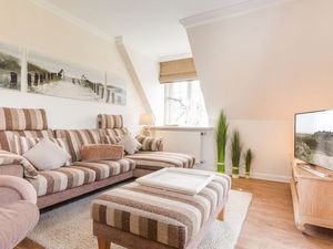 23910221-Ferienwohnung-4-Wenningstedt-300x225-2