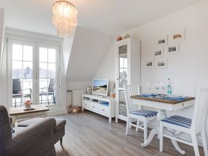 23910246-Ferienwohnung-2-Wenningstedt-300x225-3