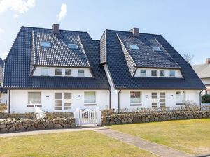 23910217-Ferienwohnung-4-Wenningstedt-300x225-1