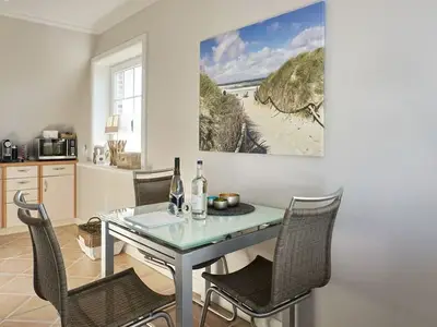 Ferienwohnung für 2 Personen (58 m²) in Wenningstedt 10/10