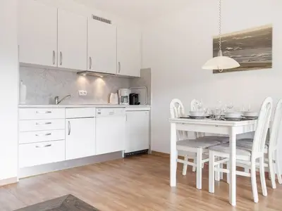 Ferienwohnung für 4 Personen (64 m²) in Wenningstedt 9/10