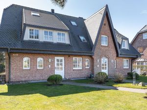 23910426-Ferienwohnung-4-Wenningstedt-300x225-1