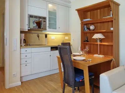 Ferienwohnung für 2 Personen (25 m²) in Wenningstedt 4/10