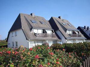 23874668-Ferienwohnung-4-Wenningstedt-300x225-3