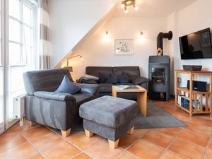 23874679-Ferienwohnung-4-Wenningstedt-300x225-0