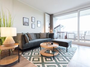 23874715-Ferienwohnung-2-Wenningstedt-300x225-0