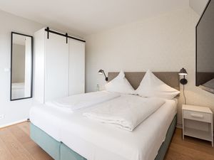 23874776-Ferienwohnung-2-Wenningstedt-300x225-2