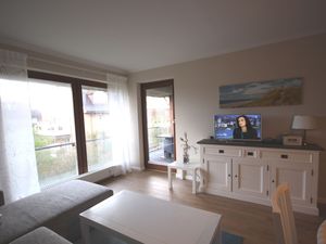 23678120-Ferienwohnung-2-Wenningstedt-300x225-2