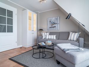 23882770-Ferienwohnung-4-Wenningstedt-300x225-1