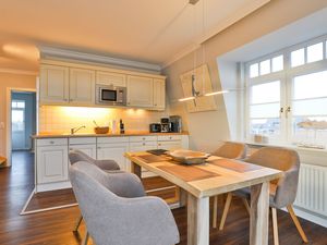 23884103-Ferienwohnung-4-Wenningstedt-300x225-5