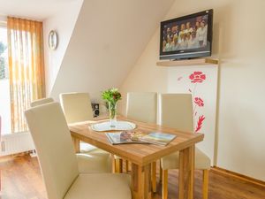 23336488-Ferienwohnung-4-Wenningstedt-300x225-4