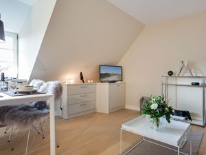 23970159-Ferienwohnung-4-Wenningstedt-300x225-3