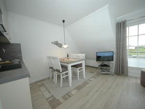 23974248-Ferienwohnung-4-Wenningstedt-300x225-4