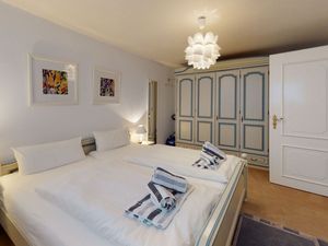 23974256-Ferienwohnung-4-Wenningstedt-300x225-5