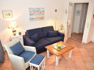 23974313-Ferienwohnung-4-Wenningstedt-300x225-1