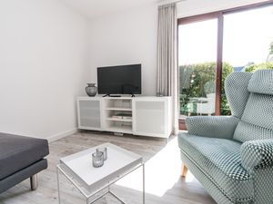 23981914-Ferienwohnung-2-Wenningstedt-300x225-1