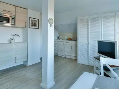 Ferienwohnung für 2 Personen (25 m²) in Wenningstedt 9/10